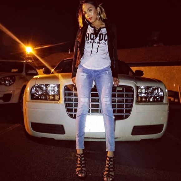 🌹 Meet Your Seller, Asia 🌹 - Picture 4 of 7